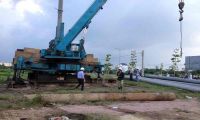 Ép cọc ly tâm D300,nhà dân